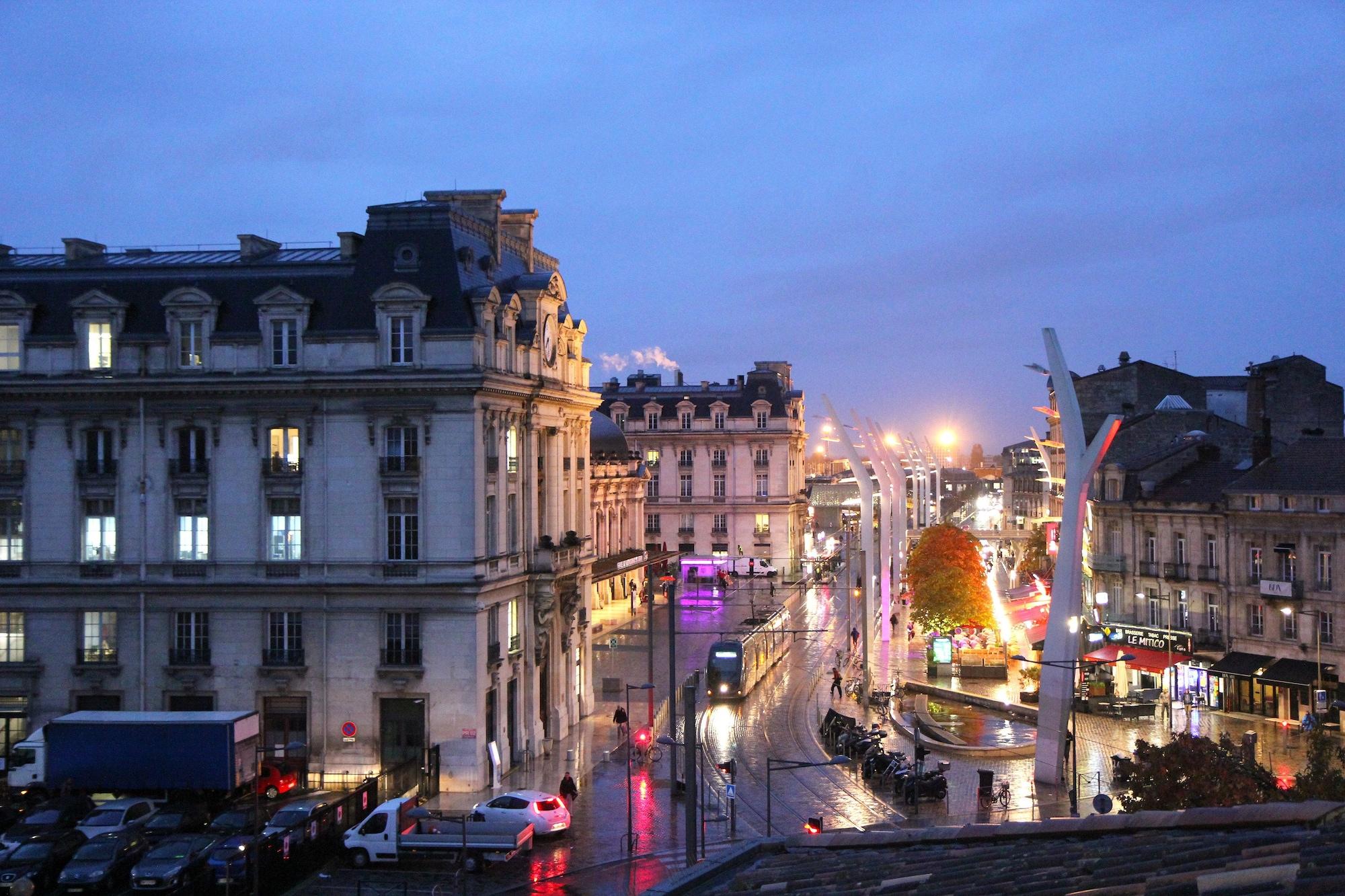 Best Western Plus Bordeaux Gare Saint-Jean Exterior photo